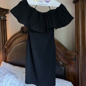 Badgley Mischka Off-the-Shoulder Cocktail Dress – Black – Size 0/2US